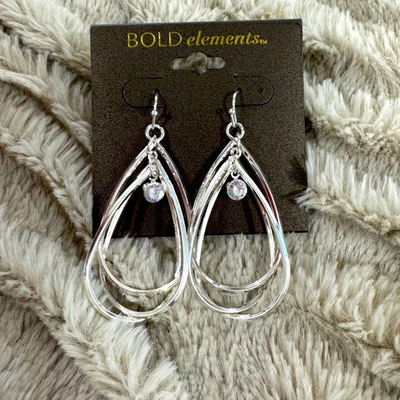 Bold Elements Silvertone Teardrop Earrings – NWT - Picture 1 of 3